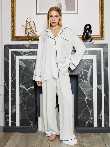 Пижама женская из шелка и вискозы с брюками и рубашкой Белая